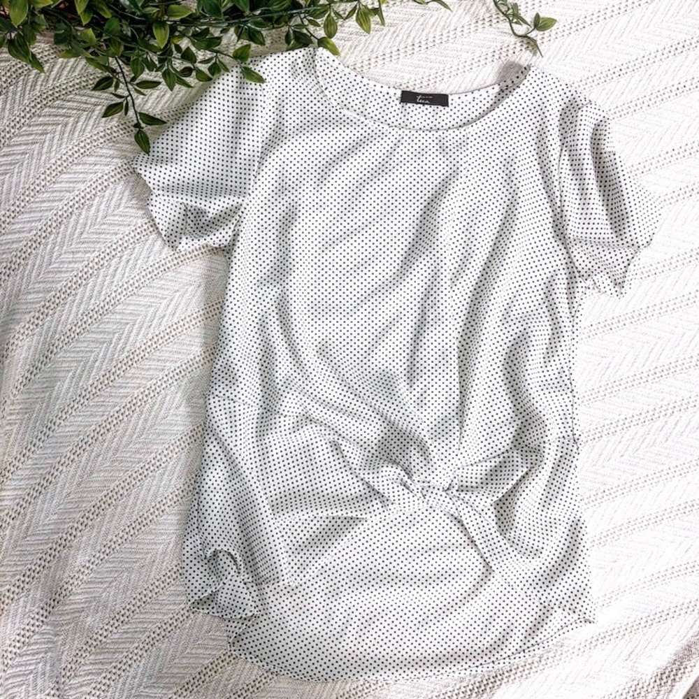 ⭐️ 2 for $18 Polka Dot Blouse